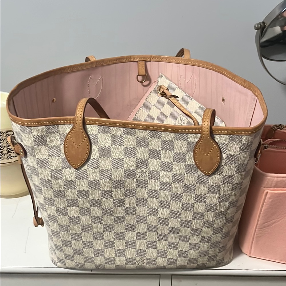 Original Louis Vuitton Neverfull Gray and Tan pink interior Tote Bag